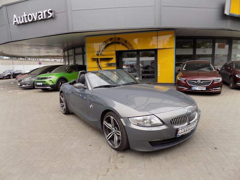 BMW Z4 (2007) 3.0 SI - fotka 2 z 14
