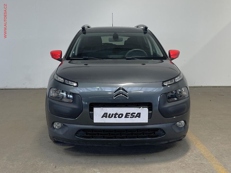 Citroën C4 Cactus (2016) 1.2PT, Shine, kůže, panor - fotka 2 z 14