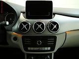 Mercedes-Benz Třídy B (2014) 2.2 CDi 4Matic B200, AT, LED - náhled 12