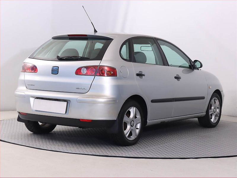 Seat Ibiza (2004) 1.4 16V, Serv.kniha, po STK - fotka 5 z 14
