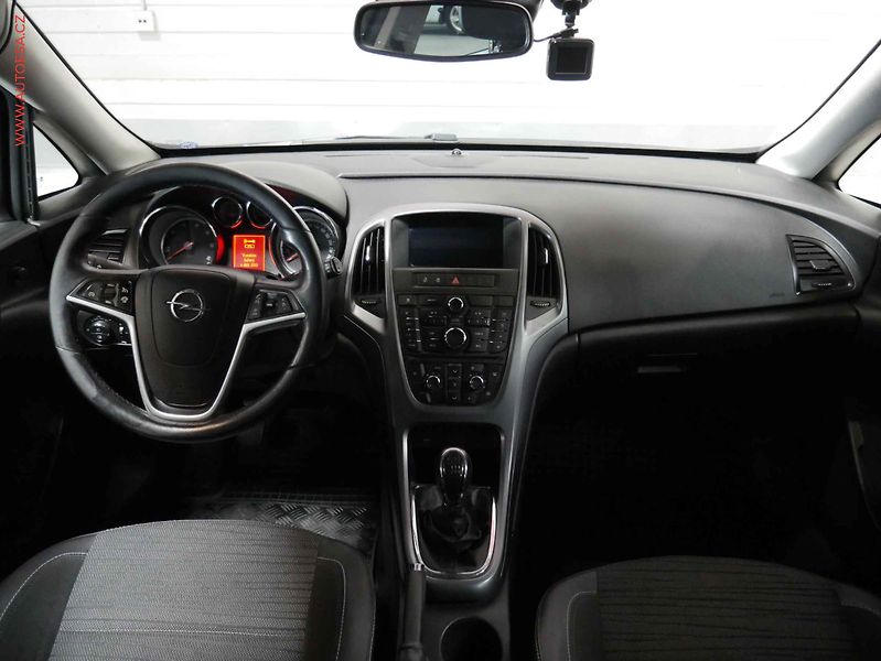 Opel Astra (2015) 1.6CDTi, ČR, AC, temp - fotka 8 z 14