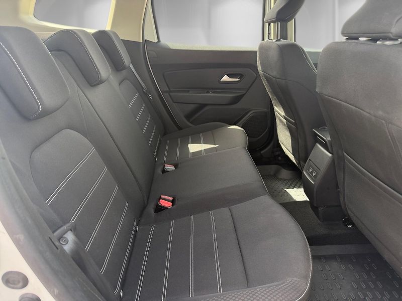 Dacia Duster (2022) 1,3TCe 96 kW Comfort 130 4x2 - fotka 20 z 24