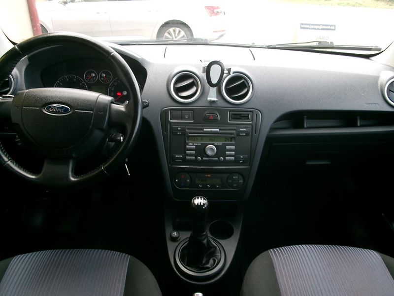 Ford Fusion (2006) 1,4 16V AUTOKLIMA rozvody - fotka 14 z 25