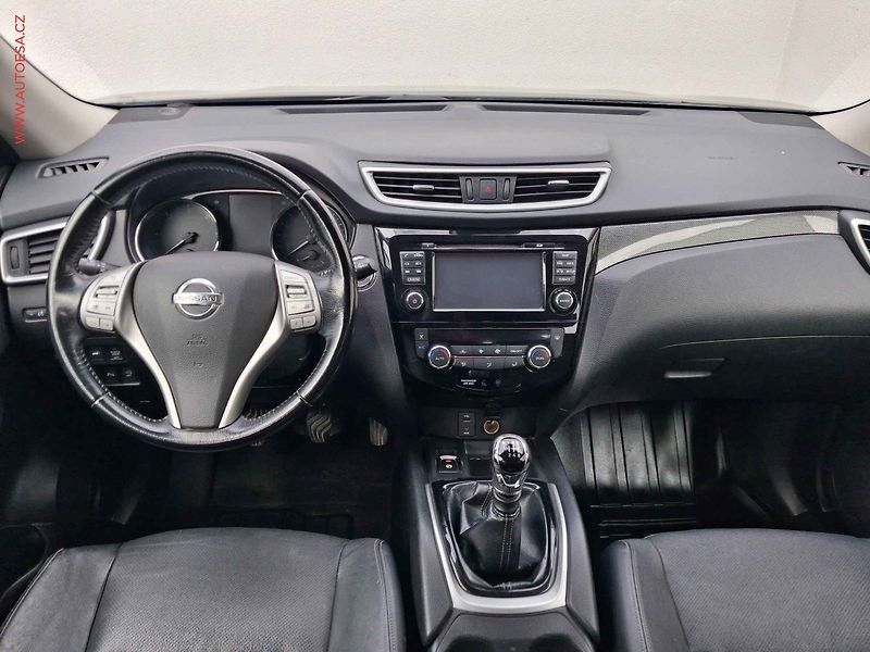 Nissan X-Trail (2017) 1.6dCi 4x4, Tekna, LED - fotka 8 z 21