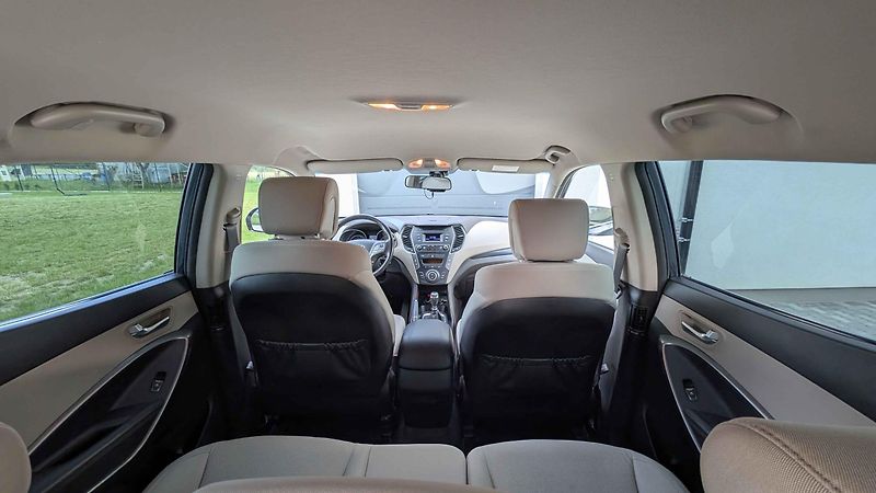 Hyundai Santa Fe (2018) 2.4 GDI , 4X4, Manual - fotka 10 z 12