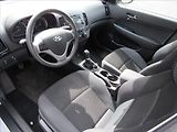 Hyundai i30 1,4 i 80kW Combi - náhled 9