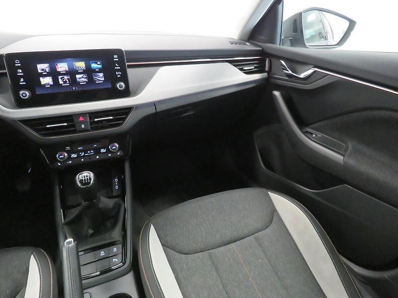 Škoda Scala - fotka 18 z 25