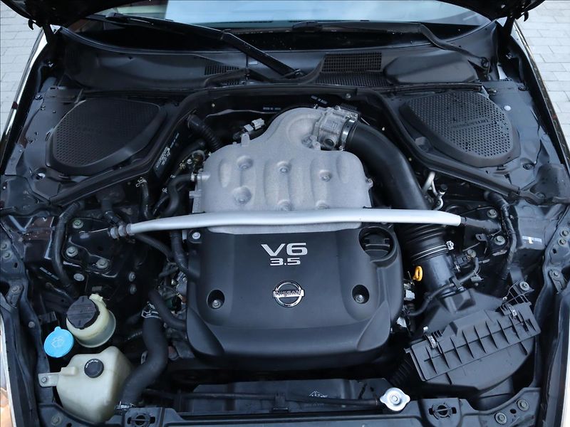 Nissan 350 Z 3,5 Coupe VQ35DE Automat - fotka 16 z 20