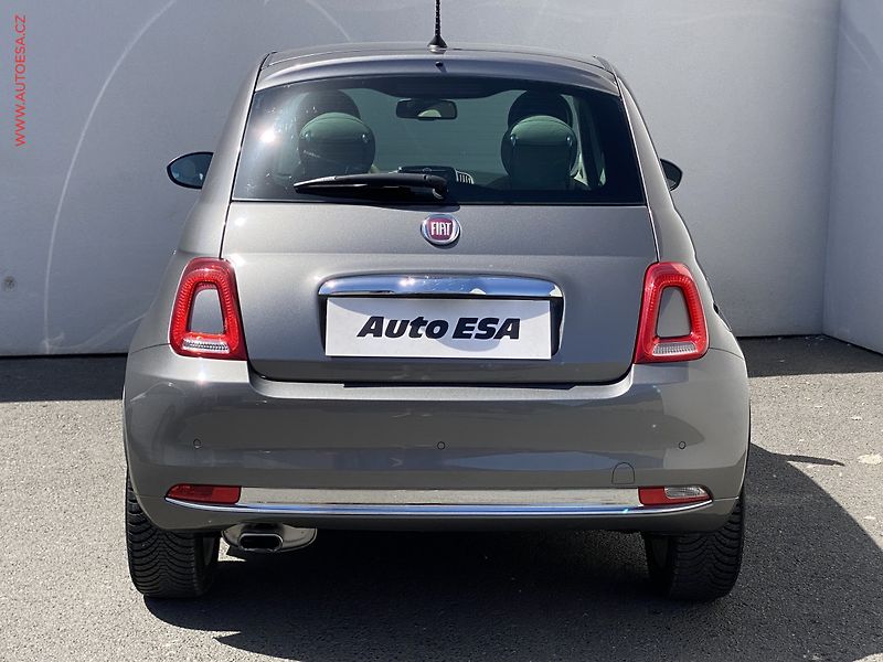 Fiat 500 (2018) 1.2i, Lounge, panor - fotka 5 z 15