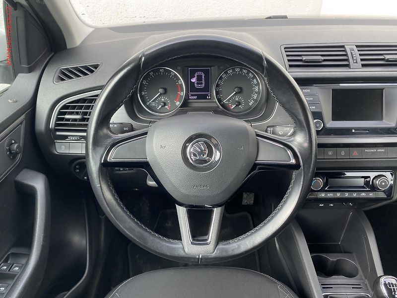Škoda Fabia (2018) 1.0 TSi, 2.maj,ČR, Style, - fotka 11 z 18
