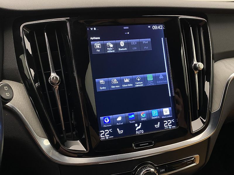 Volvo V60 D4 AWD INSCRIPTION AUT - fotka 40 z 46