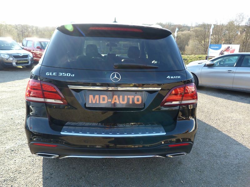Mercedes-Benz GLE 350 D - fotka 6 z 21