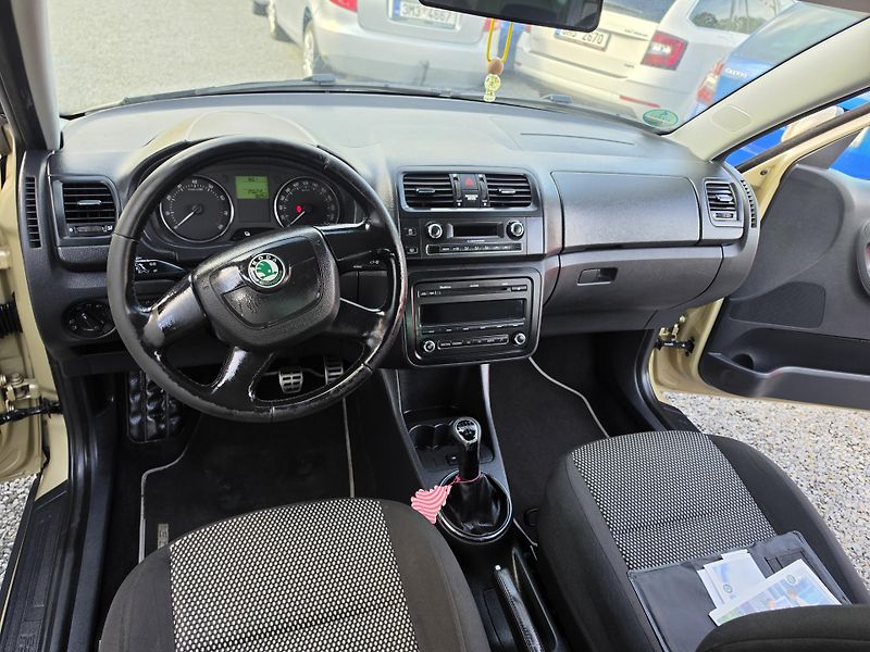 Škoda Fabia 1.2 TSI Scout  - fotka 11 z 25