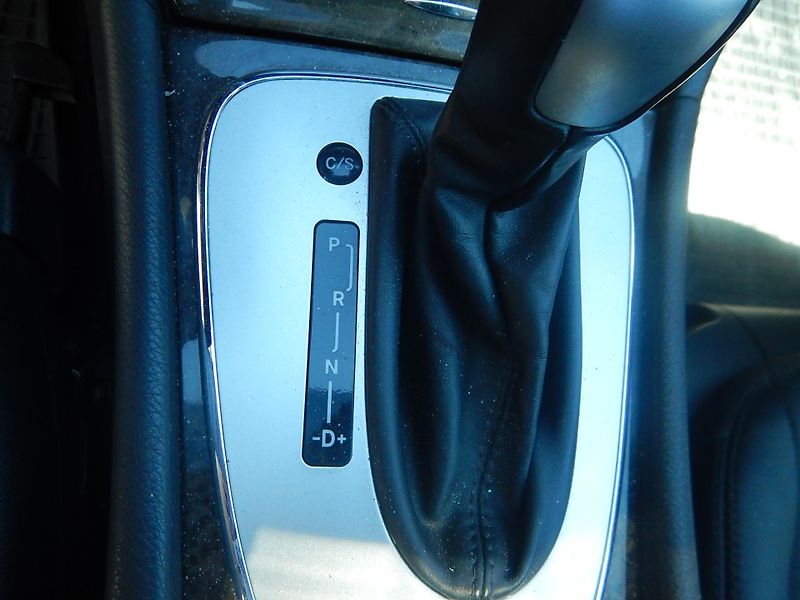 Mercedes-Benz Třídy E E 350 4MATIC, DIGIKLIMA - fotka 22 z 32