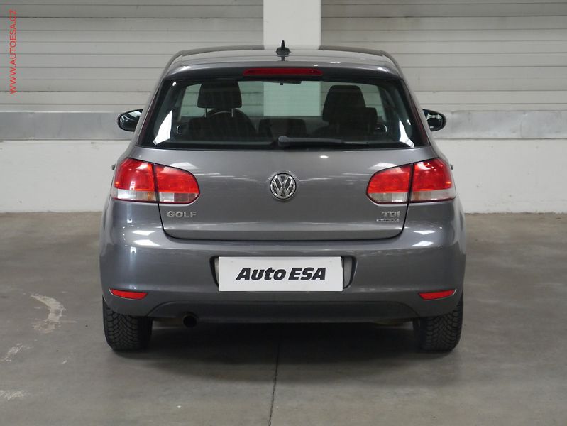 Volkswagen Golf (2010) 1.6TDi, autoAC, STK10/27 - fotka 5 z 13