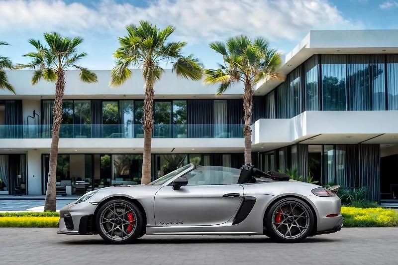 Porsche 718 (2024) Verze RS Weissach - fotka 3 z 12