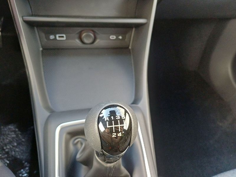 MG MG3 EXCITE 1,5l 85 kW - fotka 6 z 12