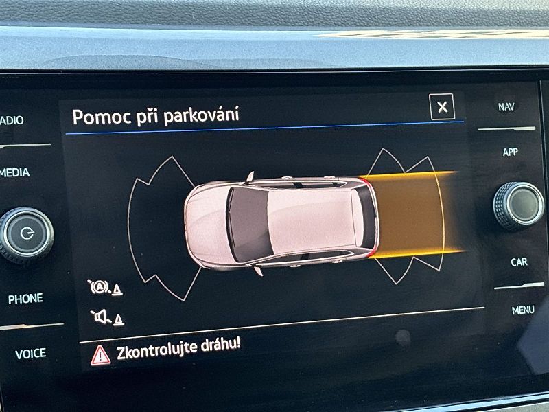 Volkswagen Polo (2023) 1.0 TSI DSG Style - fotka 11 z 27