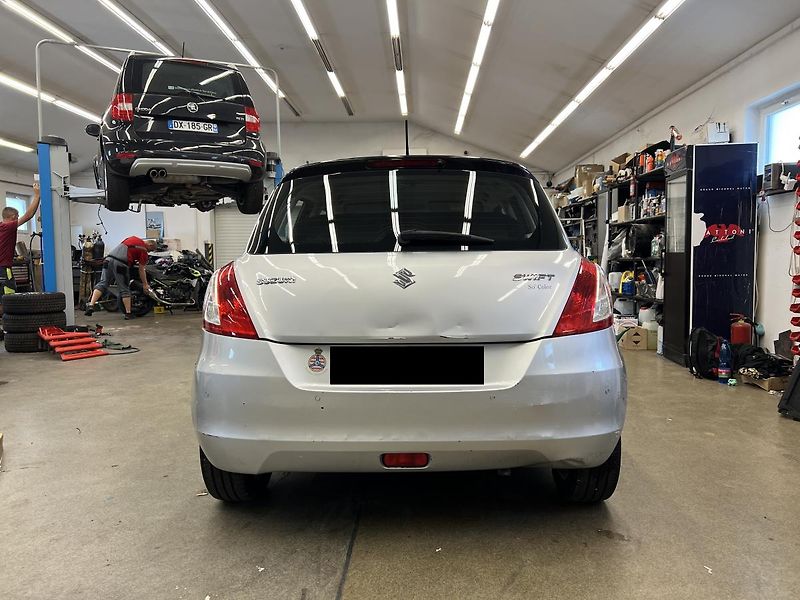 Suzuki Swift 1.2l 69 kW - fotka 5 z 18