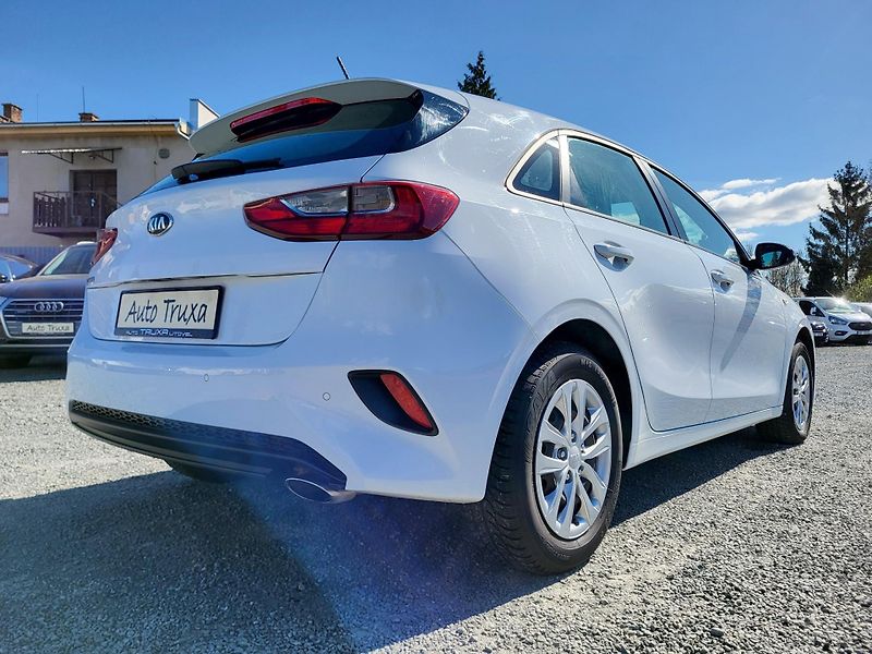 Kia Ceed 1.6 CRDi 85kW FRESH *ČR - fotka 32 z 42