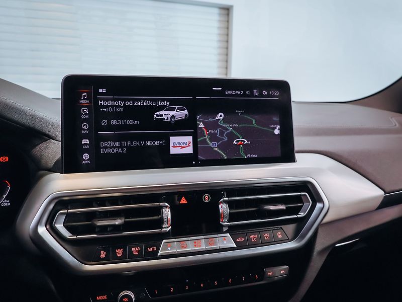 BMW X3 30d xDrive Mpaket - fotka 15 z 29