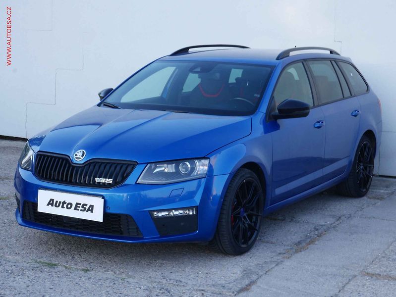 Škoda Octavia (2015) 2.0 TDi, RS Challange, DSG - fotka 3 z 20