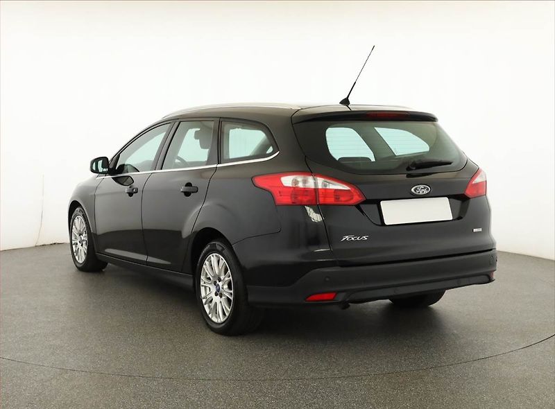 Ford Focus (2011) 1.6 TDCi, po STK - fotka 4 z 17