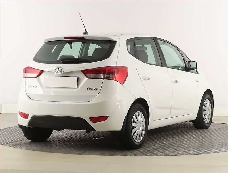 Hyundai ix20 (2019) 1.6 CVVT, Serv.kniha - fotka 5 z 16