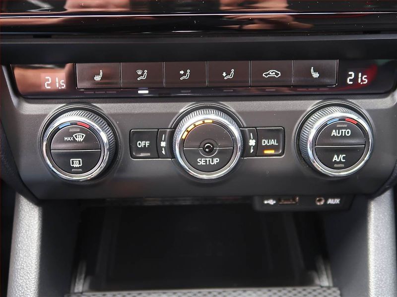 Škoda Octavia (2013) RS 2.0 TDI, Automat, Navi - fotka 12 z 19