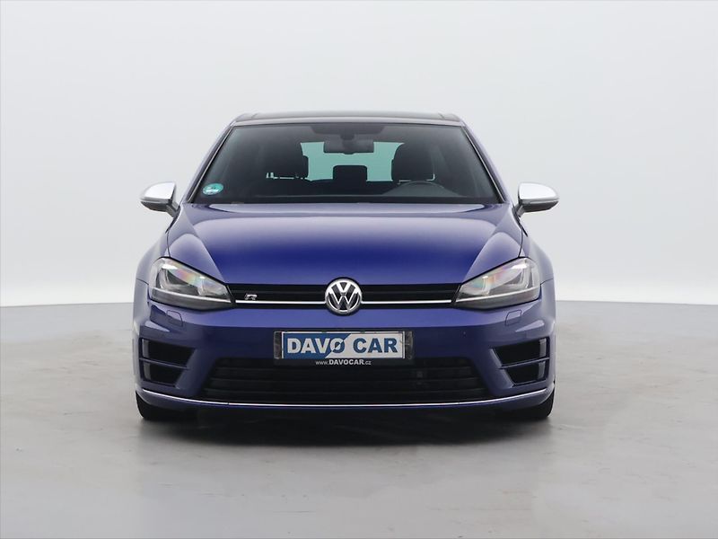 Volkswagen Golf 2,0 TSI R 221kW 4Motion DSG - fotka 2 z 35