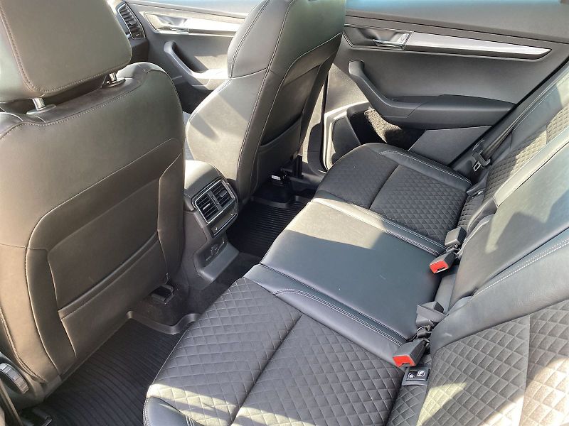Škoda Karoq (2018) 1.5 TSI DSG Style + - fotka 9 z 36