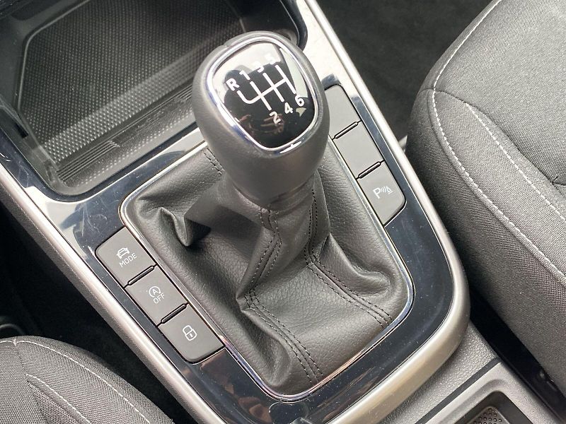 Škoda Fabia (2024) 1.0 TSI 85kW Top Selection - fotka 16 z 32