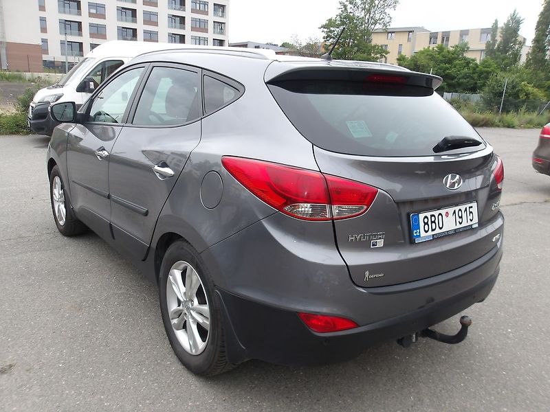 Hyundai ix35 2,0GDi 1.MAJ.! NAJ.94000 km !! - fotka 8 z 39