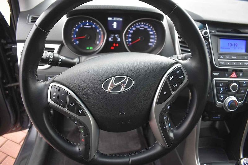 Otestovali jsme Hyundai i30 kombi minulé generaci se zážehovou šestnáctistovkou