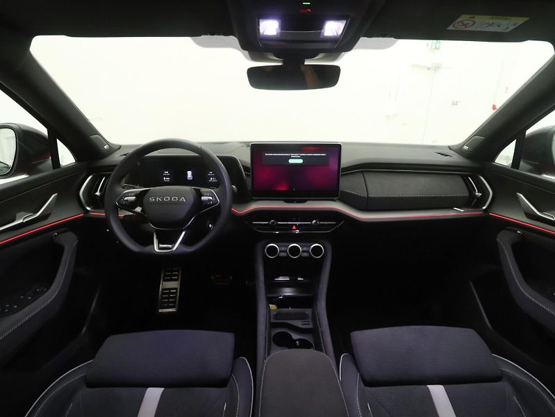 Škoda Kodiaq Sportline iV 1.5 TSI 150kw DSG - fotka 5 z 28