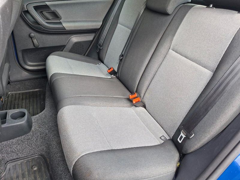 Škoda Fabia (2009) 1.2i 51kW -1.MAJITEL-KLIMA - fotka 20 z 23