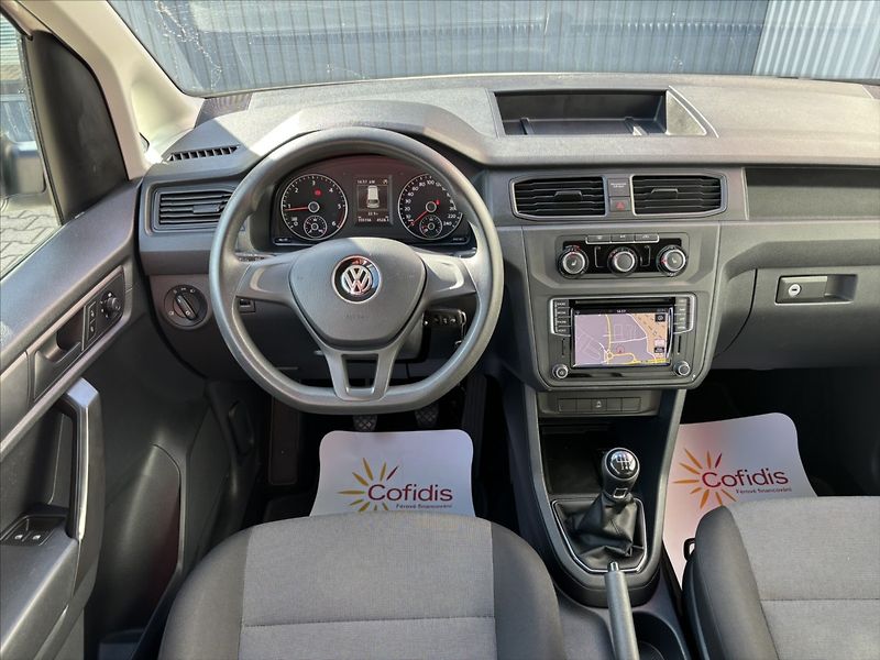 Volkswagen Caddy Maxi 2.0 TDi Comfortline - fotka 11 z 13