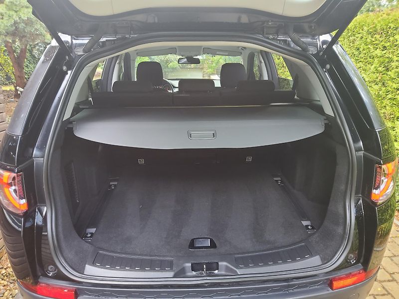 Land Rover Discovery Sport (2018) 2.0 TD4 AWD 110kW AT - fotka 18 z 19