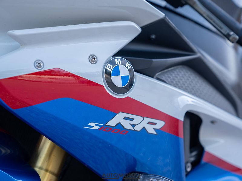 BMW S 1000 RR (2011) TOP stav, Akrapovič, nepadnutá - fotka 6 z 11