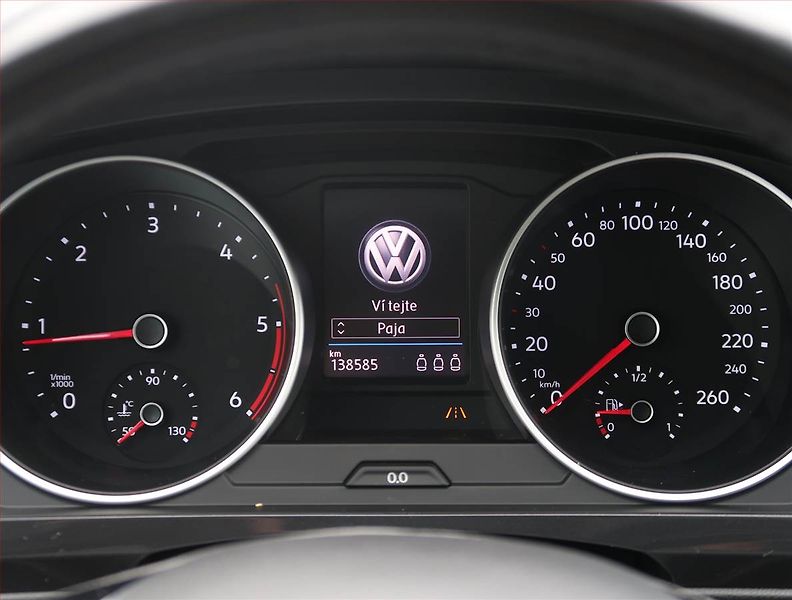 Volkswagen Tiguan (2017) R-Line 2.0 TDI, R-line,138TKM - fotka 11 z 23
