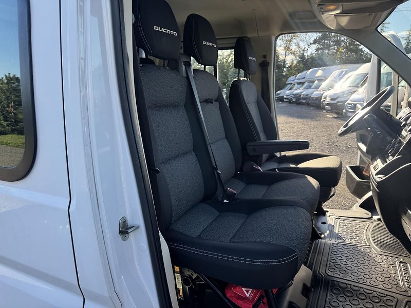 Fiat Ducato 2.3,7míst,klima,TZ:3t,DPH - fotka 30 z 43