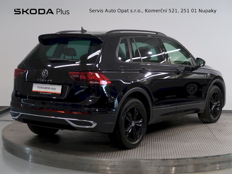 Volkswagen Tiguan (2022) EDICE URBAN 2.0TDI 110KW 4x4 D - fotka 2 z 35