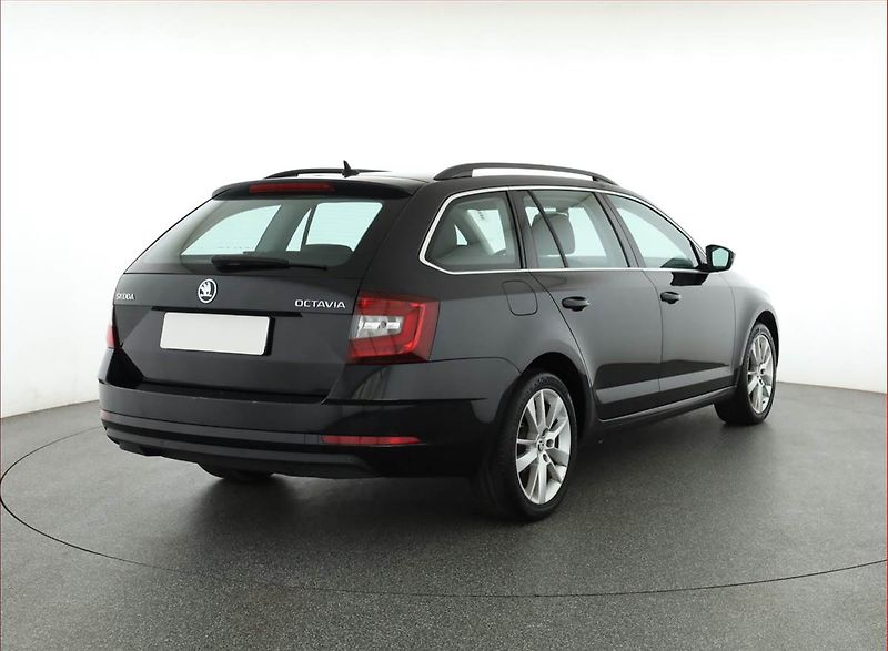 Škoda Octavia (2020) Style 1.5 TSI, Automat - fotka 5 z 15