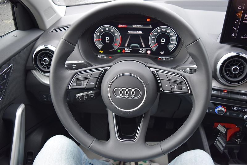 Audi Q2 (2025) 1.5TSI 110kw 35TFSI S-LINE NAV - fotka 31 z 46