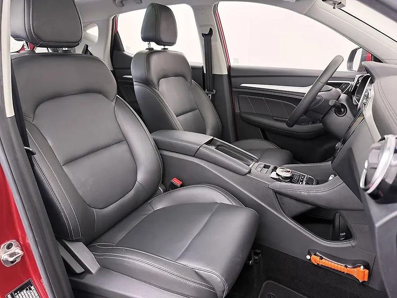 MG ZS EV 105kW 45kWh LUXURY DPH - fotka 5 z 12