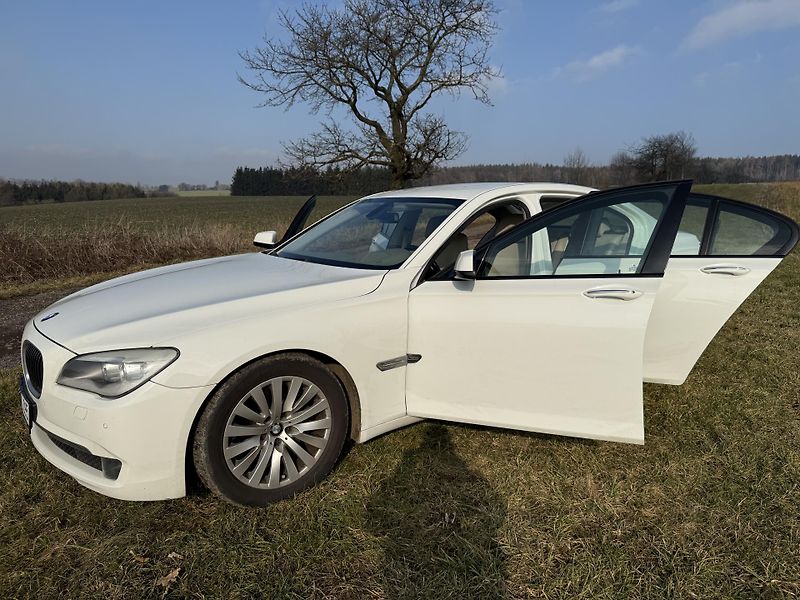 BMW Řada 7 (2011) 740 Xd Výměna možná! - fotka 32 z 50