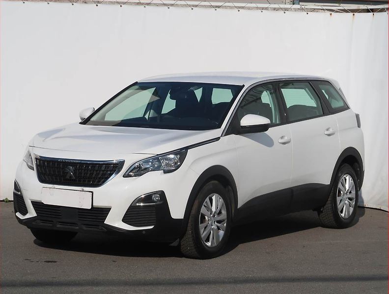 Peugeot 5008 (2020) PureTech 130, 7 míst - fotka 2 z 19