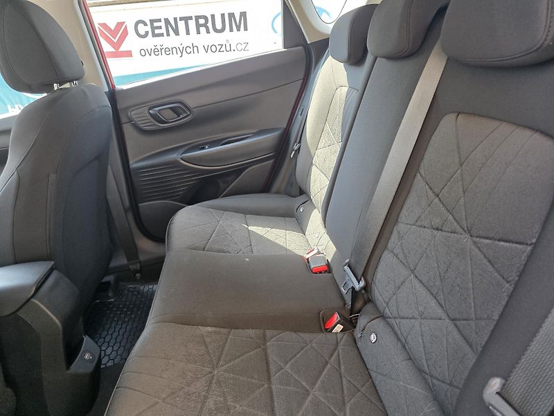 Hyundai Bayon 1.2-ZÁRUKA-KAMERA-SMART - fotka 9 z 19