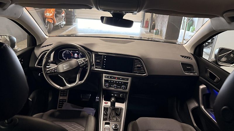 Seat Ateca (2025)  FR 2.0 TDI , AT,LED, ZÁRUKA - fotka 30 z 57