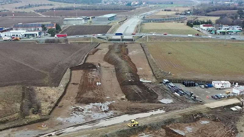 Stavba D1 Říkovice-Přerov, únor 2024. Pohled z výšky.